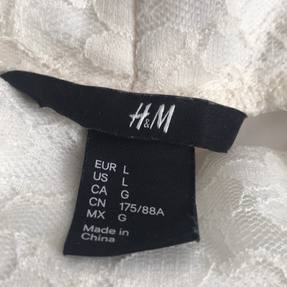 H&M Pull-On Comfy Cute Ivory Lace Skirt w/ Elastic Waist and Lining - Excellent - Picture 4 of 5